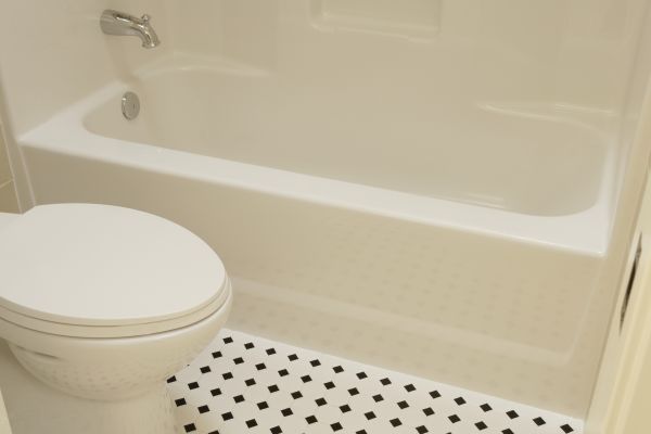 Fiberglass Tub Replacement in Saint Cloud